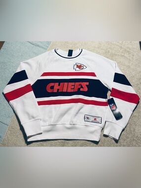 New NFL Team Apparel Kansas City Chiefs Football youth boys medium sweatshirt